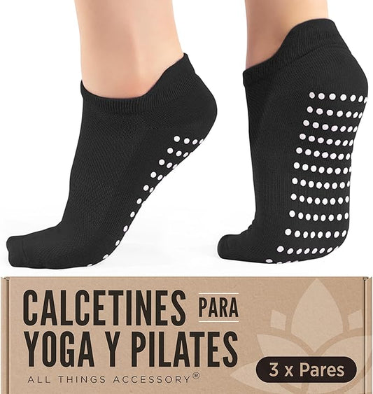 Calcetines antideslizantes para yoga y pilates – pack de 3 pares, seguridad y comodidad en tu práctica.
