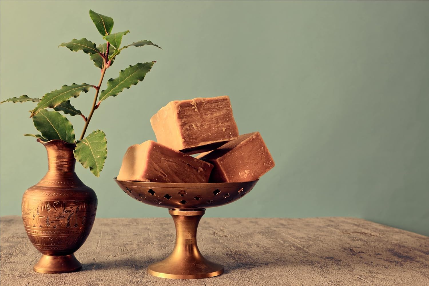 Jabón de Alepo natural Pure Now con aceite de oliva y laurel – cuidado ancestral y artesanal para la piel.
